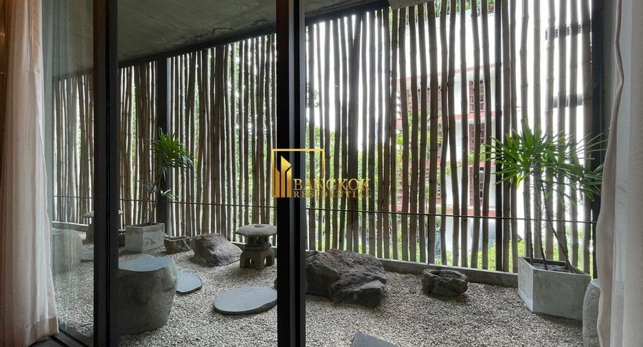 For rent 2 ベッドルーム serviced apartment in Khlong Toei, Bangkok