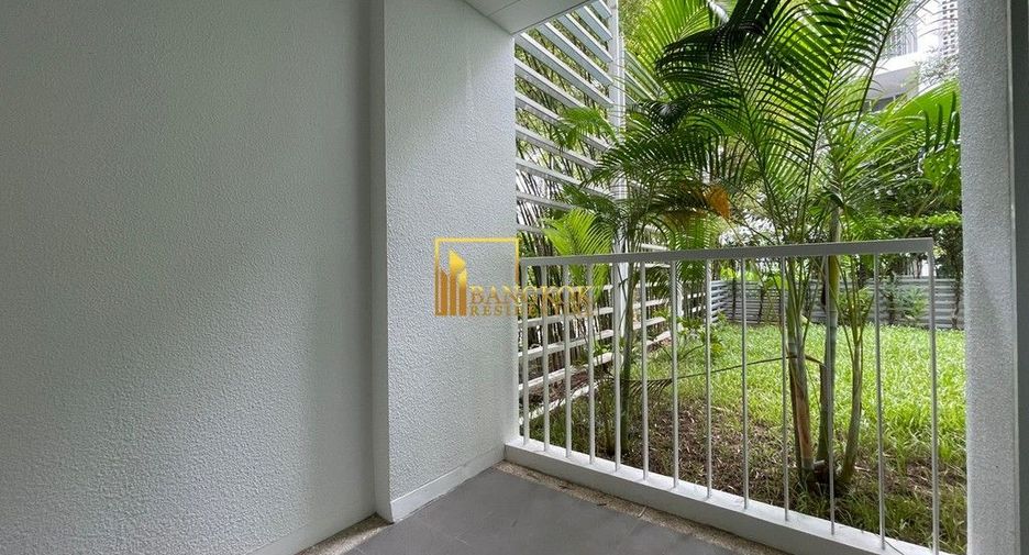 For rent 3 bedrooms apartment in Watthana, Bangkok