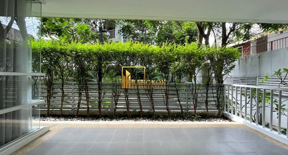 For rent 3 bedrooms apartment in Watthana, Bangkok