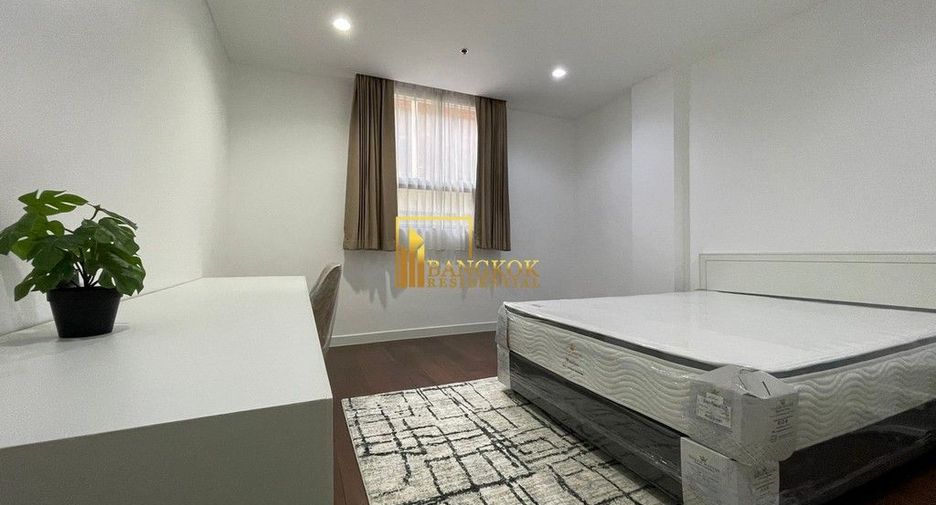 For rent 3 bedrooms apartment in Watthana, Bangkok