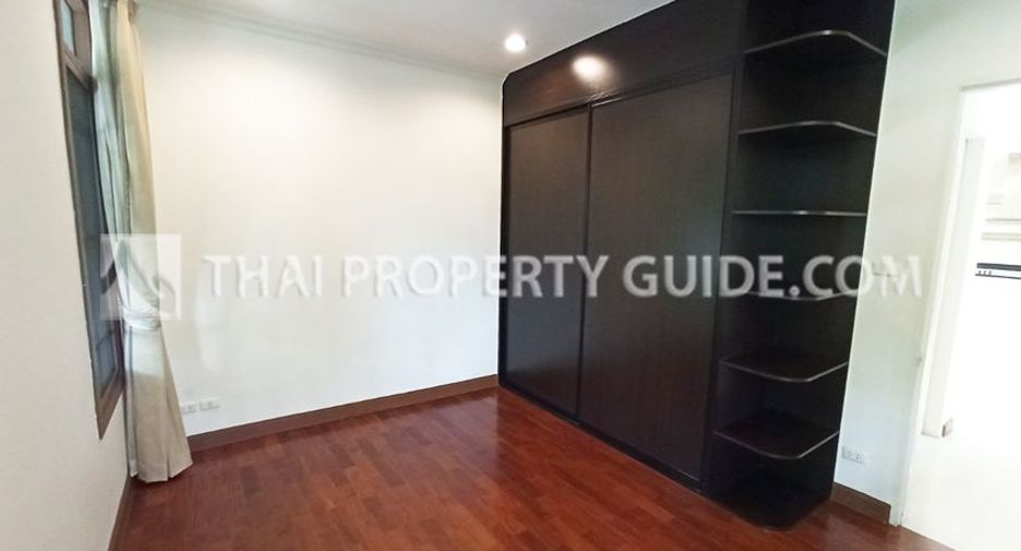 Haus zur Miete mit 5 Zimmer in Suan Luang, Bangkok