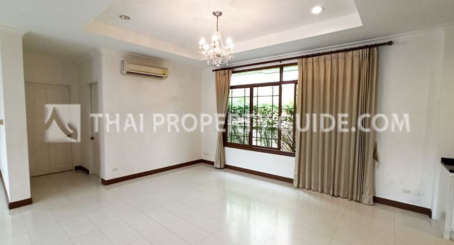 Haus zur Miete mit 5 Zimmer in Suan Luang, Bangkok