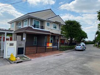 For sale 3 bedrooms house in Nong Khaem, Bangkok