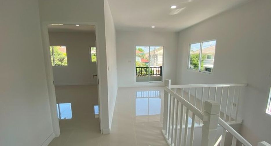 Casa en venta de 3 habitaciones en Nong Khaem, Bangkok