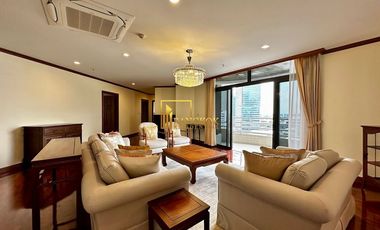 À louer 3 chambres condo à Khlong Toei, Bangkok