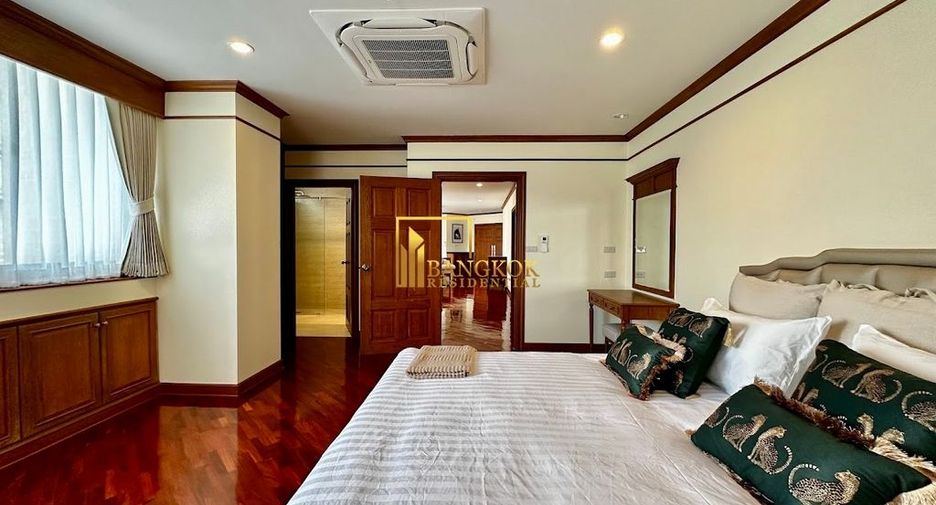 À louer 3 chambres condo à Khlong Toei, Bangkok