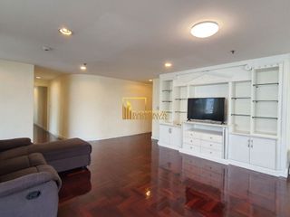 For rent 2 bedrooms apartment in Khlong Toei, Bangkok
