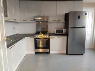 For rent 2 bedrooms apartment in Khlong Toei, Bangkok
