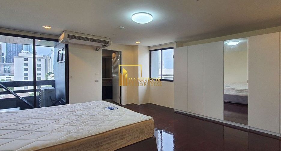 For rent 2 bedrooms apartment in Khlong Toei, Bangkok