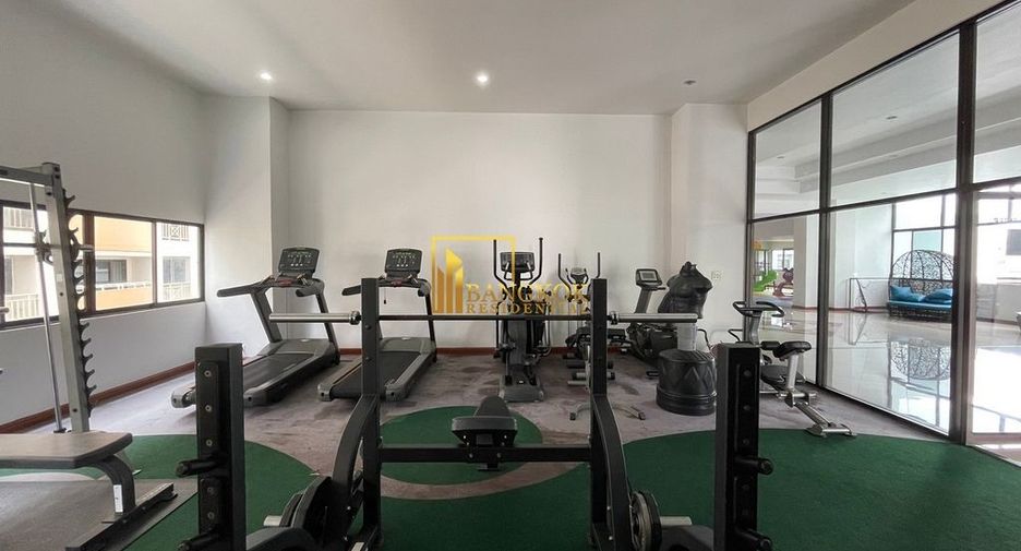For rent 2 bedrooms apartment in Khlong Toei, Bangkok