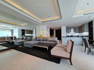 For rent 3 bedrooms apartment in Pathum Wan, Bangkok
