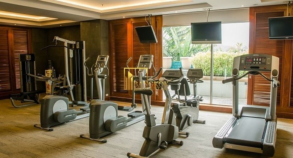 For rent 3 bedrooms apartment in Pathum Wan, Bangkok