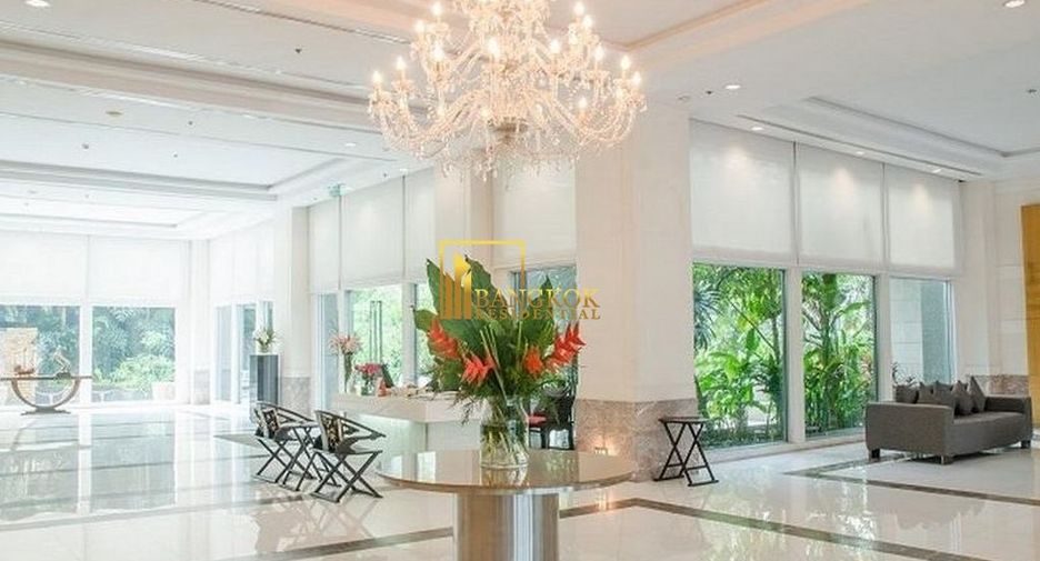 For rent 3 bedrooms apartment in Pathum Wan, Bangkok