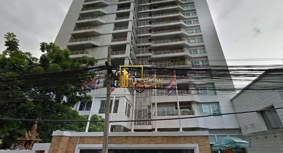 For rent 3 bedrooms apartment in Pathum Wan, Bangkok