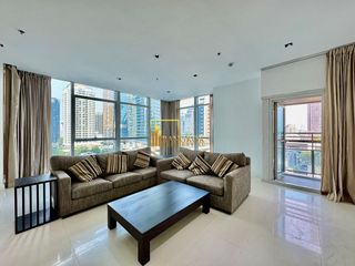 Condo en alquiler de 3 habitaciones en Pathum Wan, Bangkok