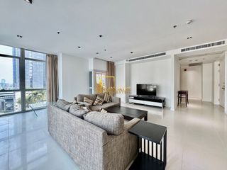 Condo en alquiler de 3 habitaciones en Pathum Wan, Bangkok