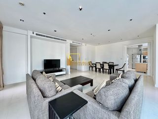 Condo en alquiler de 3 habitaciones en Pathum Wan, Bangkok