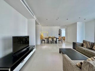 Condo en alquiler de 3 habitaciones en Pathum Wan, Bangkok