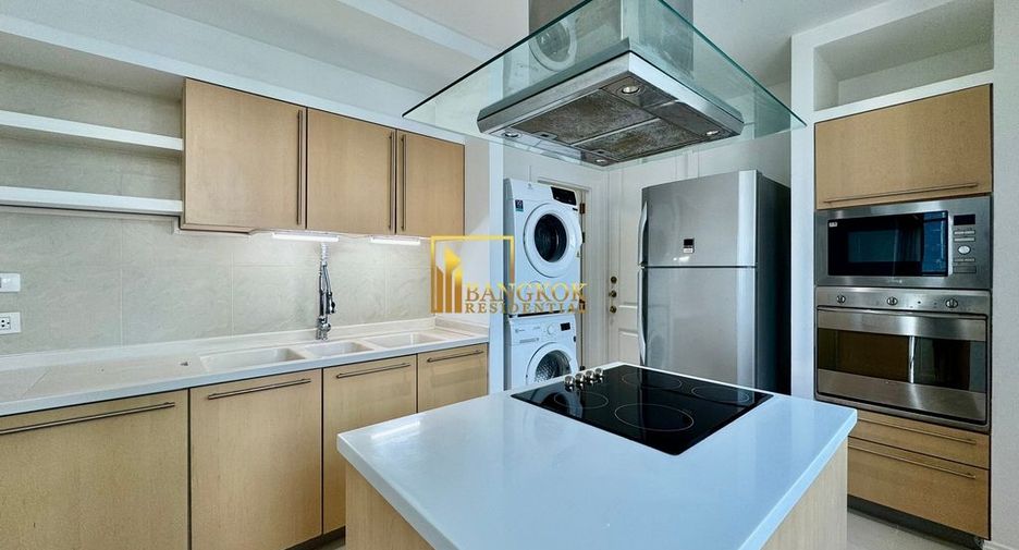 Condo en alquiler de 3 habitaciones en Pathum Wan, Bangkok
