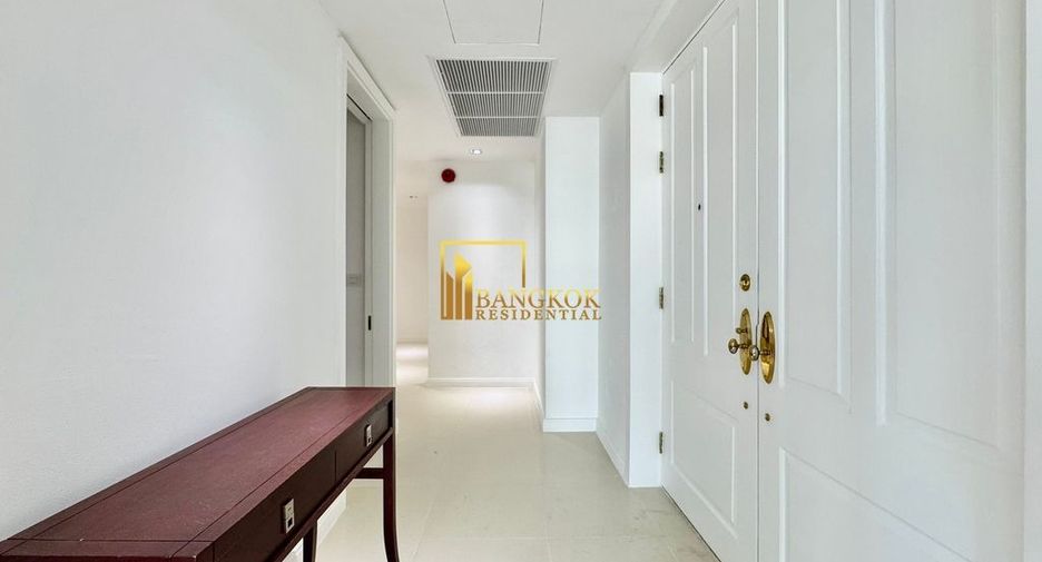 Condo en alquiler de 3 habitaciones en Pathum Wan, Bangkok