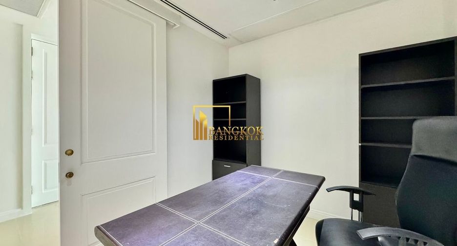 Condo en alquiler de 3 habitaciones en Pathum Wan, Bangkok