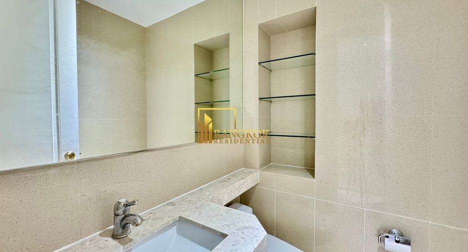 Condo en alquiler de 3 habitaciones en Pathum Wan, Bangkok