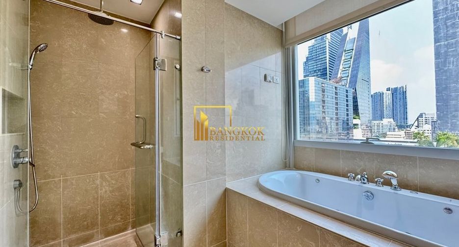 Condo en alquiler de 3 habitaciones en Pathum Wan, Bangkok