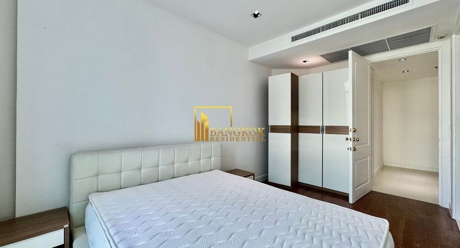 Condo en alquiler de 3 habitaciones en Pathum Wan, Bangkok