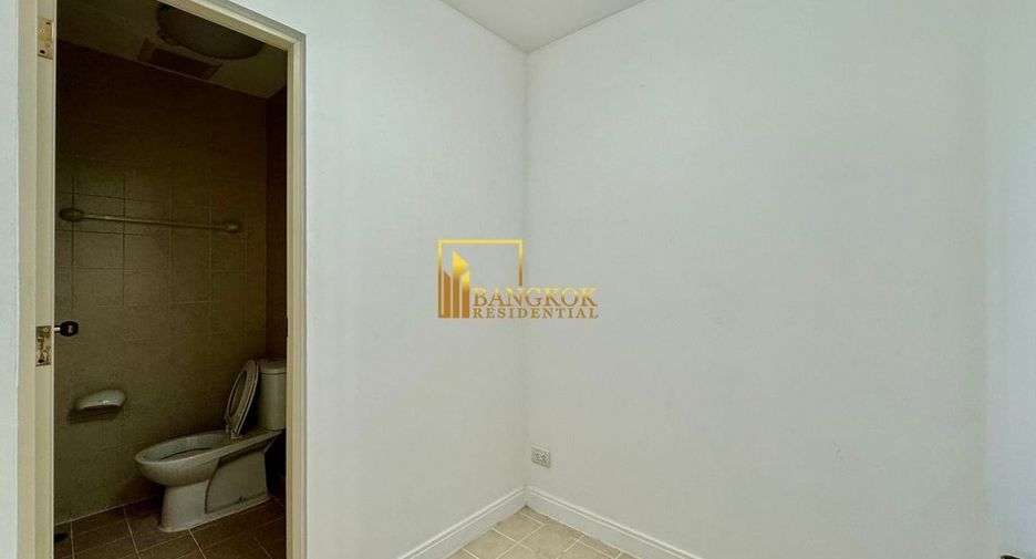 Condo en alquiler de 3 habitaciones en Pathum Wan, Bangkok