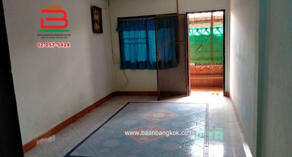 For sale 12 bedrooms apartment in Sai Mai, Bangkok