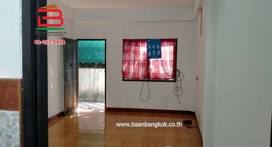 For sale 12 bedrooms apartment in Sai Mai, Bangkok