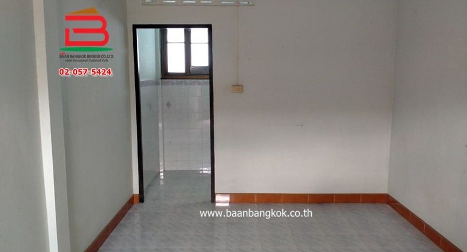For sale 12 bedrooms apartment in Sai Mai, Bangkok
