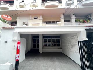 For sale 6 Beds townhouse in Pak Kret, Nonthaburi