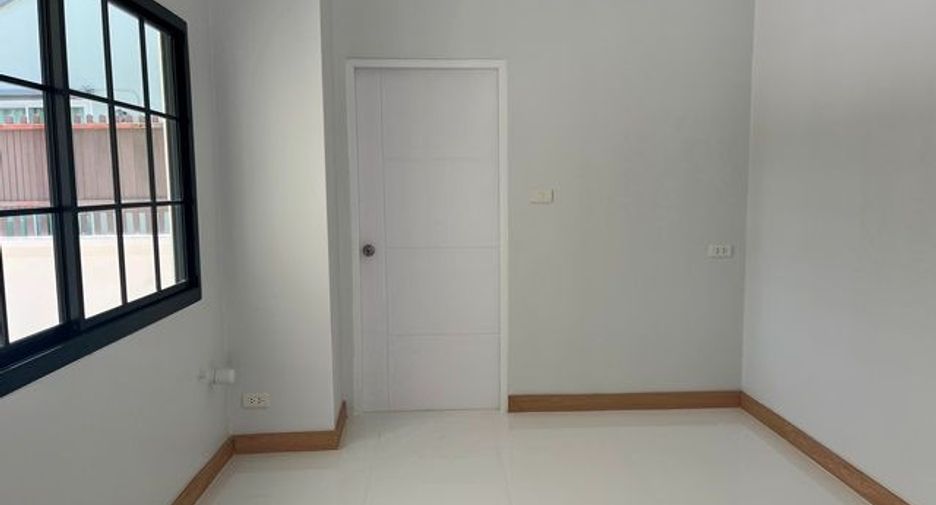 For sale 4 bedrooms house in Bang Khae, Bangkok