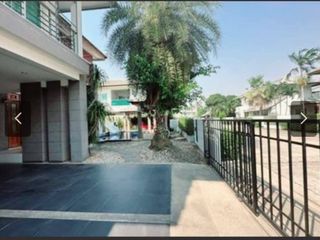 For rent and for sale 4 bedrooms villa in Bang Lamung, Chonburi