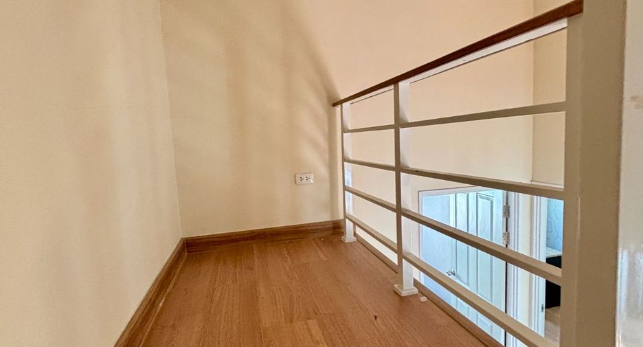 For sale and for rent 4 bedrooms townhouse in Pak Kret, Nonthaburi