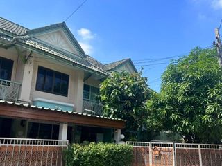 出售 3 卧室 联排别墅 在 Bang Bua Thong, Nonthaburi