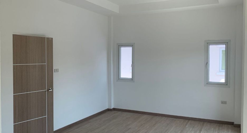 For sale 3 bedrooms house in Min Buri, Bangkok