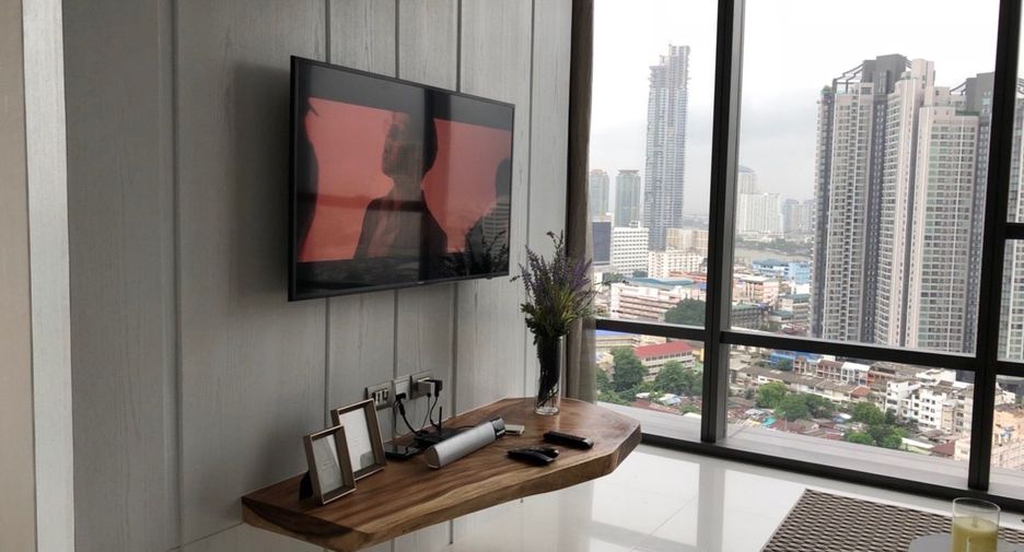 À vendre 2 chambres condo à Sathon, Bangkok