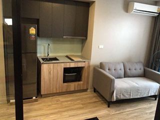 Продажа 1 кровать кондо в Сатхон, Бангкок