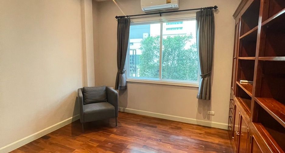 Haus zum Kauf mit 4 Zimmer in Saphan Sung, Bangkok