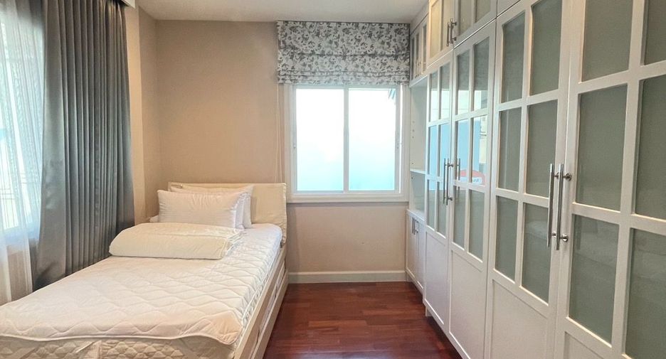 Haus zum Kauf mit 4 Zimmer in Saphan Sung, Bangkok