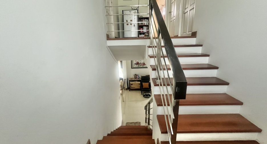 For sale 4 bedrooms house in San Sai, Chiang Mai