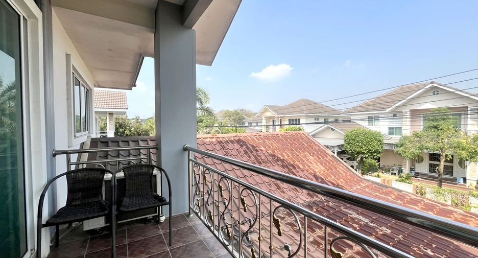 For sale 4 bedrooms house in San Sai, Chiang Mai