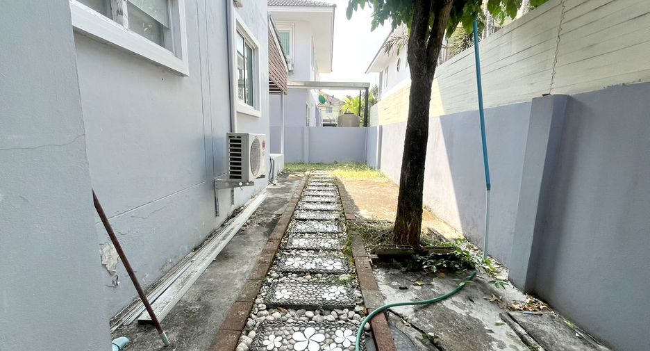 For sale 4 bedrooms house in San Sai, Chiang Mai