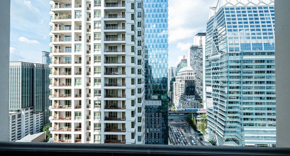 For sale 2 Beds condo in Pathum Wan, Bangkok