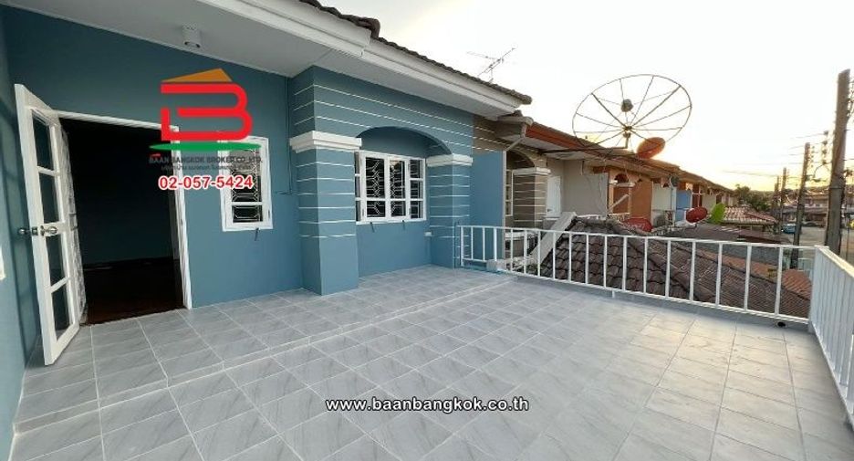 Reihenhaus zum Kauf mit 3 Zimmer in Thanyaburi, Pathum Thani
