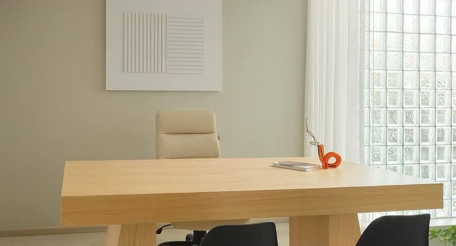 For sale 2 bedrooms retail Space in Chatuchak, Bangkok
