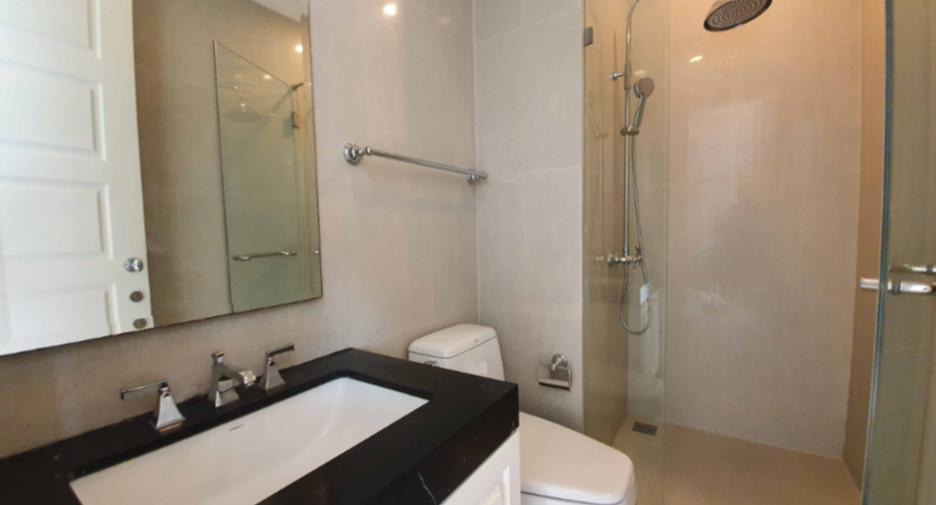 Wohnung zur Miete mit 3 Zimmer in Watthana, Bangkok