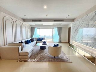 For rent and for sale 4 bedrooms condo in Yan Nawa, Bangkok